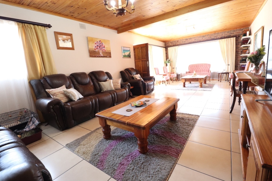 3 Bedroom Property for Sale in Kabega Park Eastern Cape
